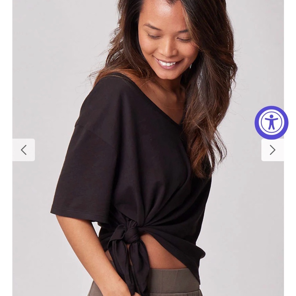 Everywhere Nursing & Maternity V-Neck Tee - Black